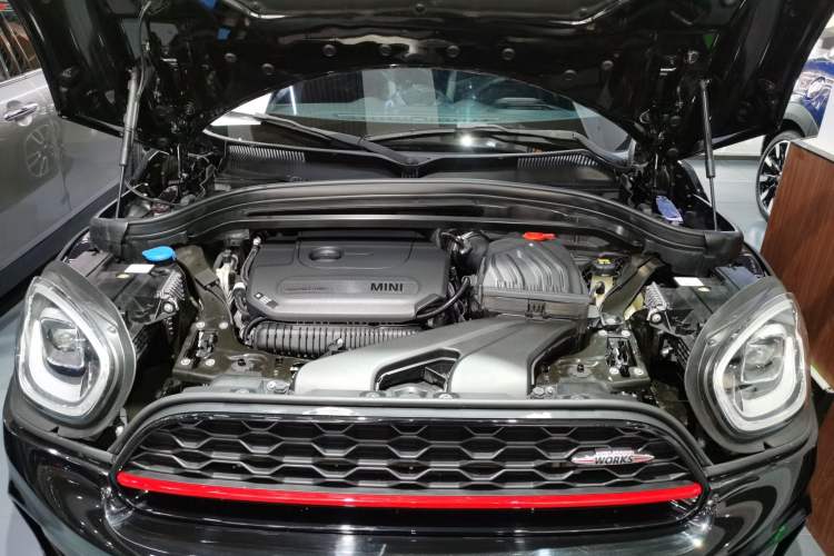 Used MINI JCM COUNTRYMAN 2021 2.0T JOHN COOPER WORKS ALL-IN Engine Bay