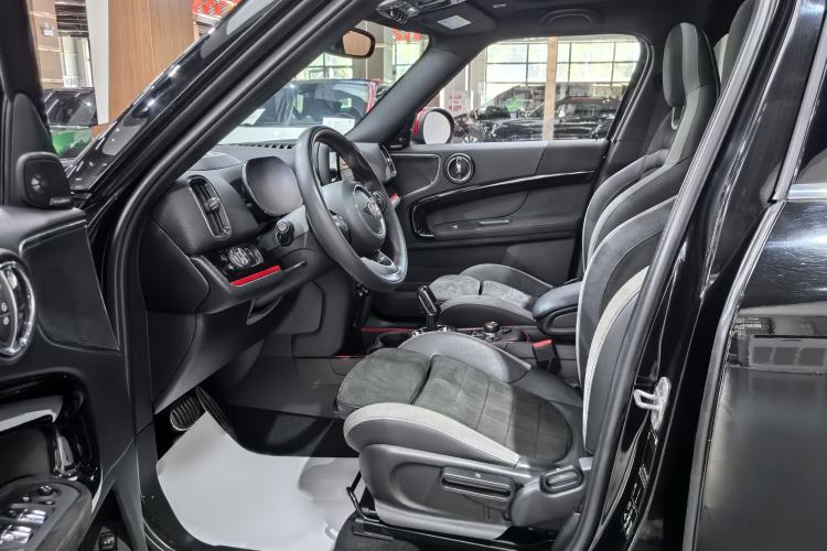 Used MINI JCM COUNTRYMAN 2021 2.0T JOHN COOPER WORKS ALL-IN Interior 1