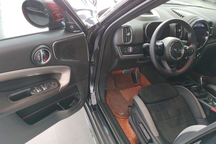 Used MINI JCM COUNTRYMAN 2021 2.0T JOHN COOPER WORKS ALL-IN Interior 3