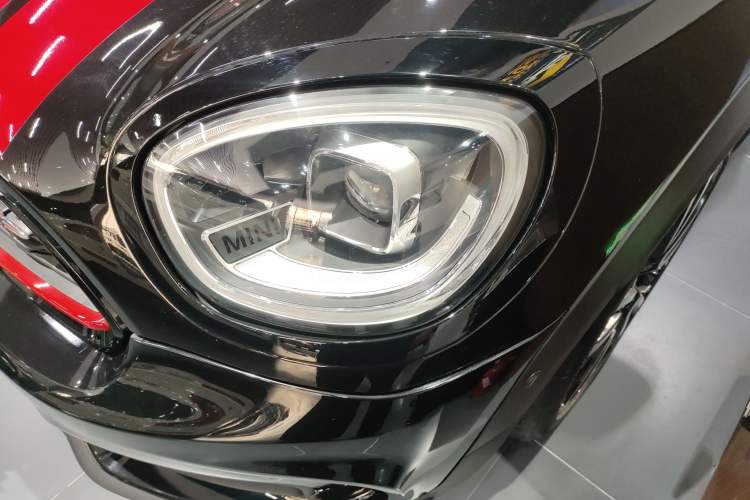 Used MINI JCM COUNTRYMAN 2021 2.0T JOHN COOPER WORKS ALL-IN Left Front Headlight