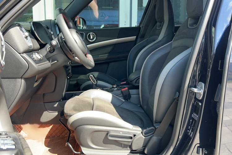 Used MINI JCM COUNTRYMAN 2021 2.0T JOHN COOPER WORKS ALL-IN Left Front Seat