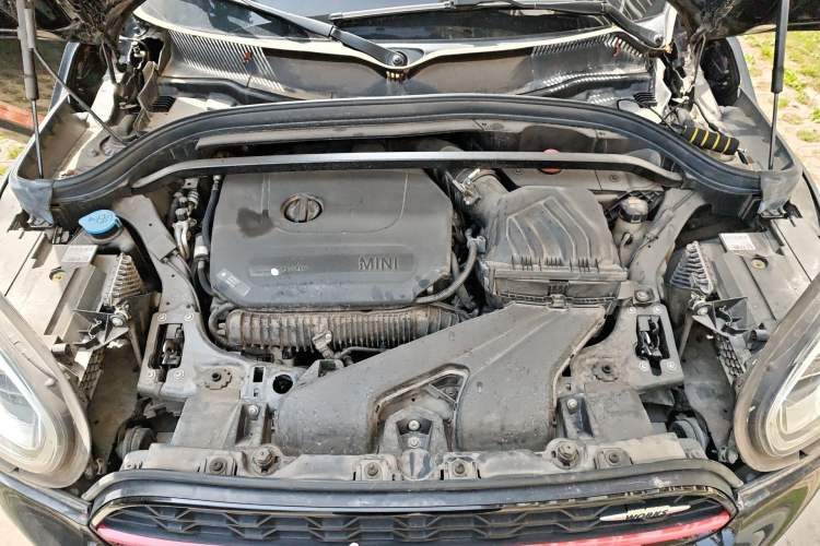 Used MINI JCM COUNTRYMAN 2021 2.0T JOHN COOPER WORKS ALL-IN Engine Bay