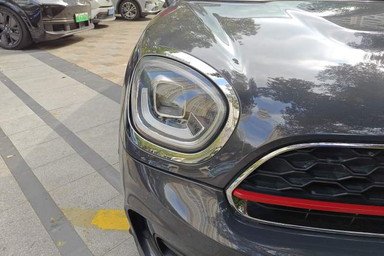 Used MINI JCM COUNTRYMAN 2021 2.0T JOHN COOPER WORKS ALL-IN Right Front Headlight