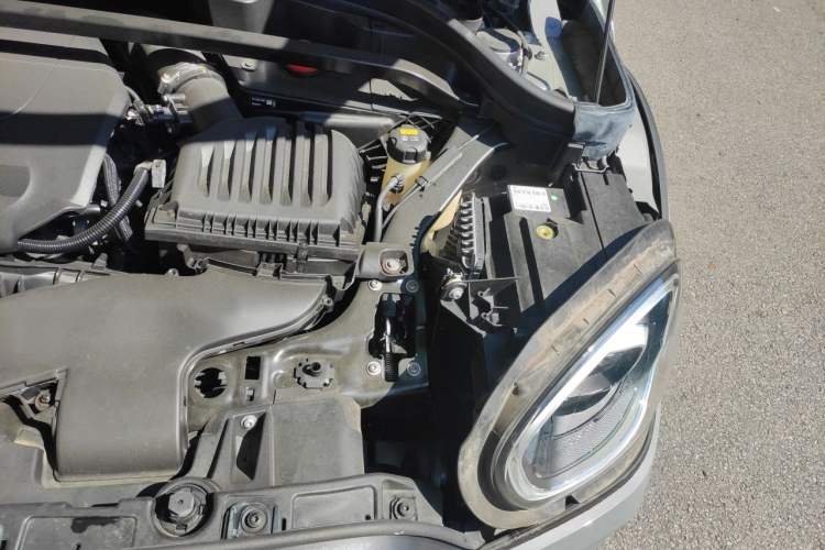 Used MINI JCM COUNTRYMAN 2021 2.0T JOHN COOPER WORKS Engine Bay Left