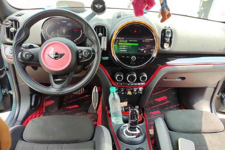 Used MINI JCM COUNTRYMAN 2021 2.0T JOHN COOPER WORKS ALL-IN Center Console