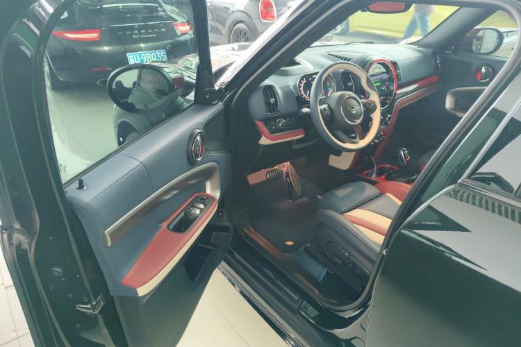 Used MINI JCM COUNTRYMAN 2021 2.0T JOHN COOPER WORKS ALL-IN Driver Seat