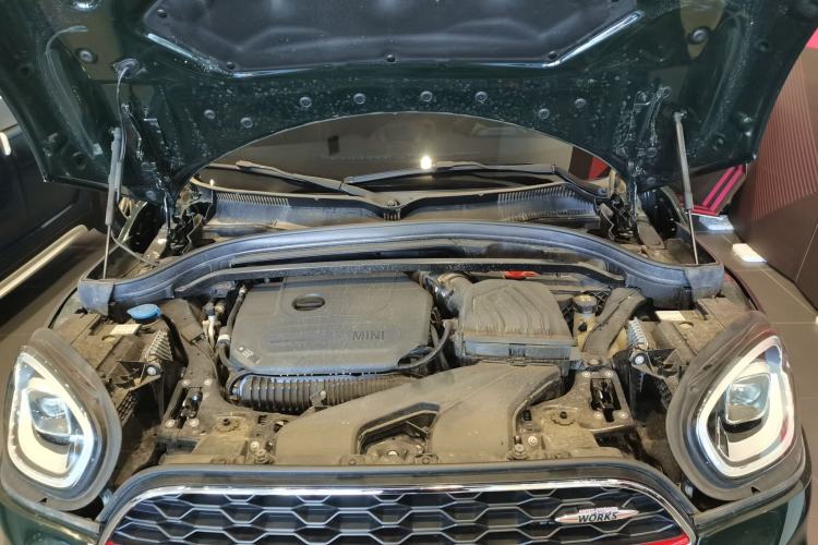 Used MINI JCM COUNTRYMAN 2021 2.0T JOHN COOPER WORKS Engine Bay