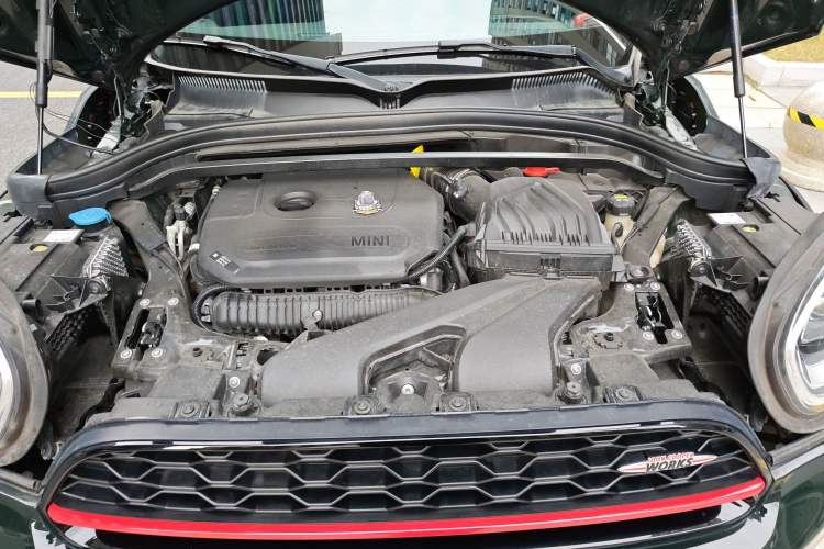 Used MINI JCM COUNTRYMAN 2021 2.0T JOHN COOPER WORKS ALL-IN Engine Bay