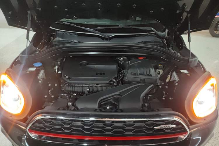 Used MINI JCM COUNTRYMAN 2021 2.0T JOHN COOPER WORKS ALL-IN Engine Bay