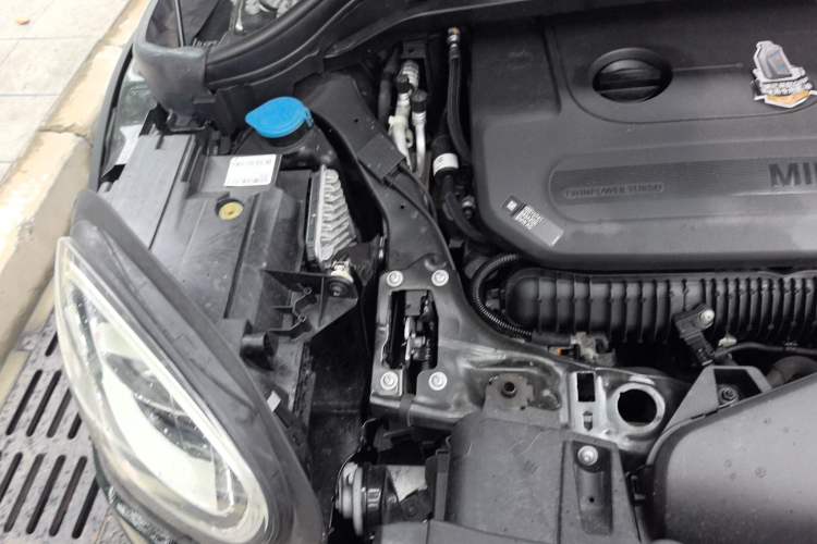 Used MINI JCM COUNTRYMAN 2021 2.0T JOHN COOPER WORKS ALL-IN Engine Bay Right