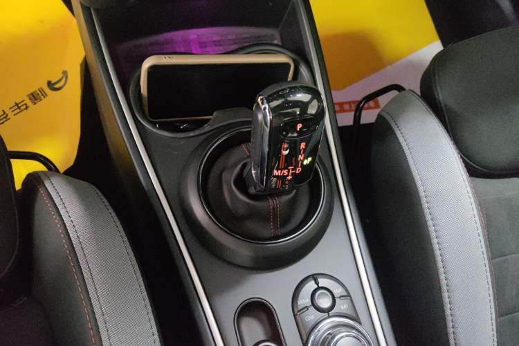 Used MINI JCM COUNTRYMAN 2021 2.0T JOHN COOPER WORKS ALL-IN Gear Lever