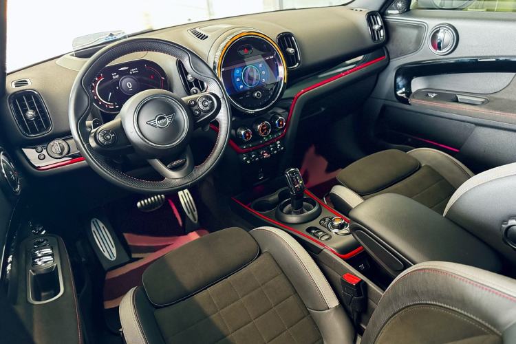 Used MINI JCM COUNTRYMAN 2021 2.0T JOHN COOPER WORKS ALL-IN Interior 2