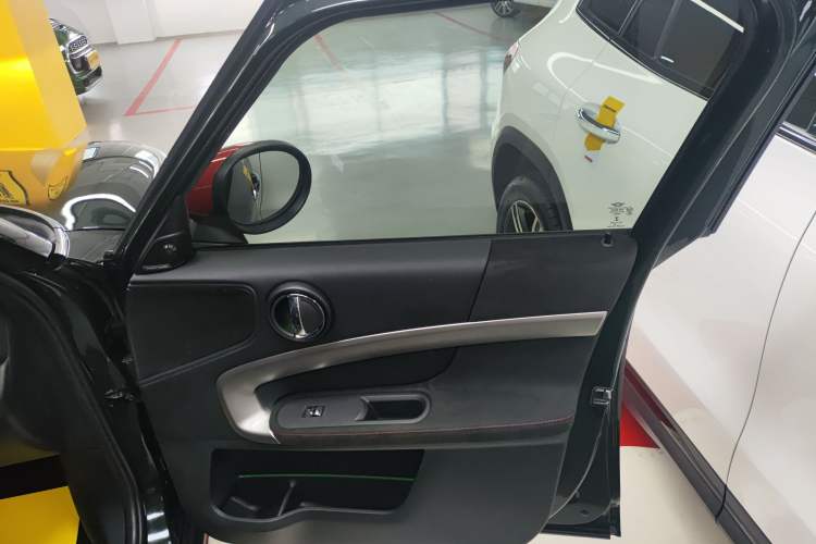 Used MINI JCM COUNTRYMAN 2021 2.0T JOHN COOPER WORKS ALL-IN Interior 5