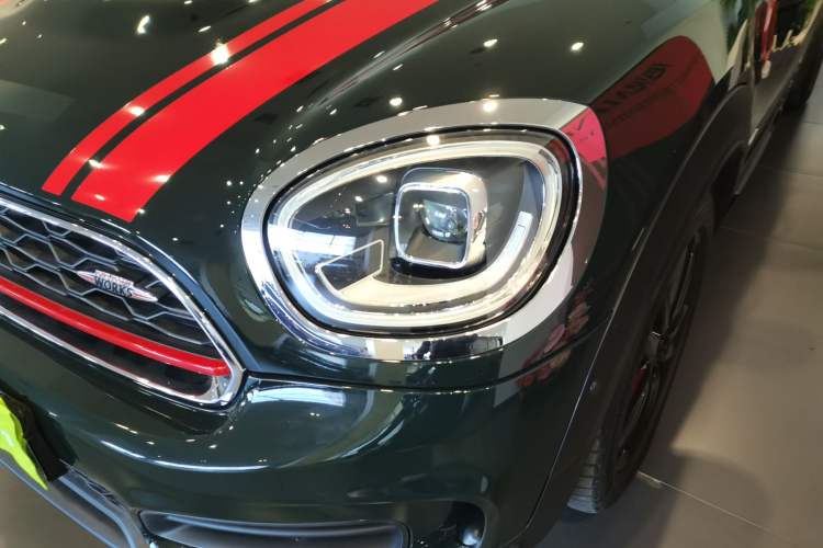 Used MINI JCM COUNTRYMAN 2021 2.0T JOHN COOPER WORKS Left Front Headlight
