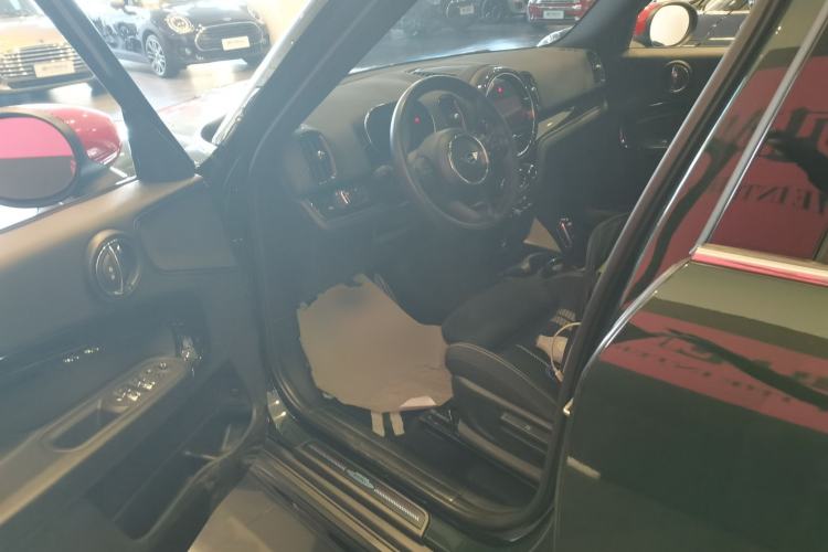 Used MINI JCM COUNTRYMAN 2021 2.0T JOHN COOPER WORKS Left Front Seat