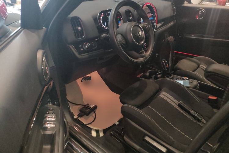 Used MINI JCM COUNTRYMAN 2021 2.0T JOHN COOPER WORKS Left Front Seat