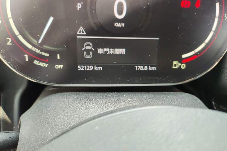 Used MINI JCM COUNTRYMAN 2021 2.0T JOHN COOPER WORKS ALL-IN Odometer Close Up