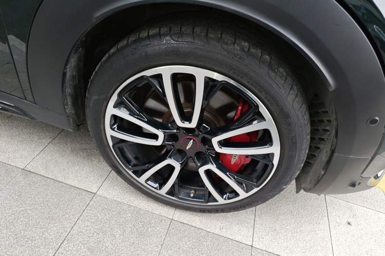 Used MINI JCM COUNTRYMAN 2021 2.0T JOHN COOPER WORKS ALL-IN Right Front Wheel Hub