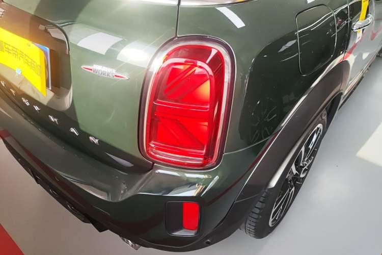 Used MINI JCM COUNTRYMAN 2021 2.0T JOHN COOPER WORKS ALL-IN Right Rear Taillight
