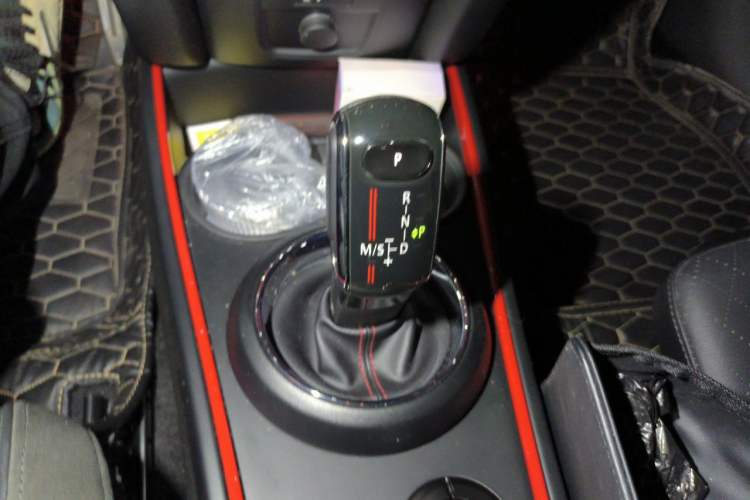 Used MINI JCM COUNTRYMAN 2021 2.0T JOHN COOPER WORKS ALL-IN Gear Lever