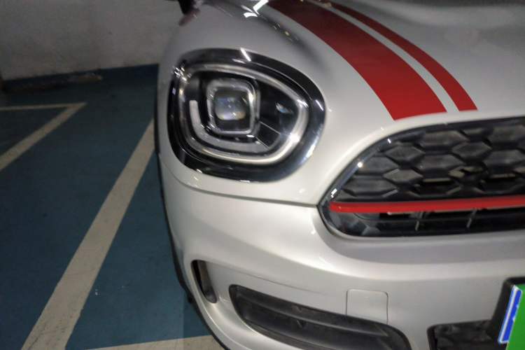 Used MINI JCM COUNTRYMAN 2021 2.0T JOHN COOPER WORKS ALL-IN Right Front Headlight