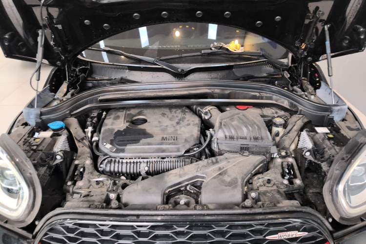 Used MINI JCM COUNTRYMAN 2022 2.0T JOHN COOPER WORKS ALL-IN Engine Bay