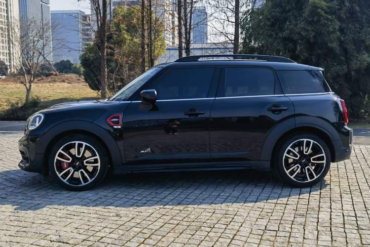 Used MINI JCM COUNTRYMAN 2022 2.0T JOHN COOPER WORKS ALL-IN Exterior 3