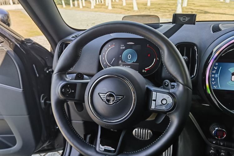 Used MINI JCM COUNTRYMAN 2022 2.0T JOHN COOPER WORKS ALL-IN Interior 2