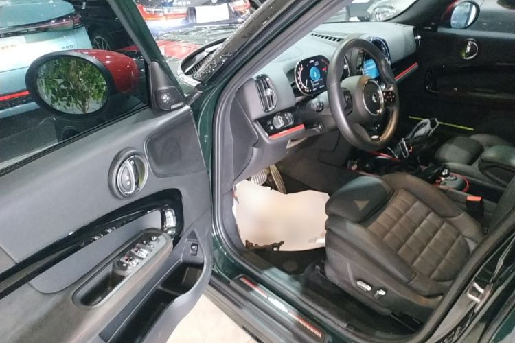 Used MINI JCM COUNTRYMAN 2022 2.0T JOHN COOPER WORKS ALL-IN Driver Seat
