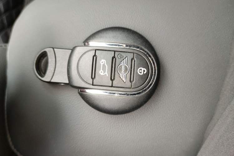Used MINI JCM COUNTRYMAN 2022 2.0T JOHN COOPER WORKS ALL-IN Interior 1