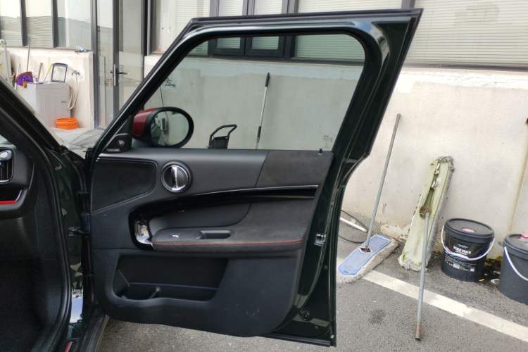 Used MINI JCM COUNTRYMAN 2022 2.0T JOHN COOPER WORKS ALL-IN Interior 5