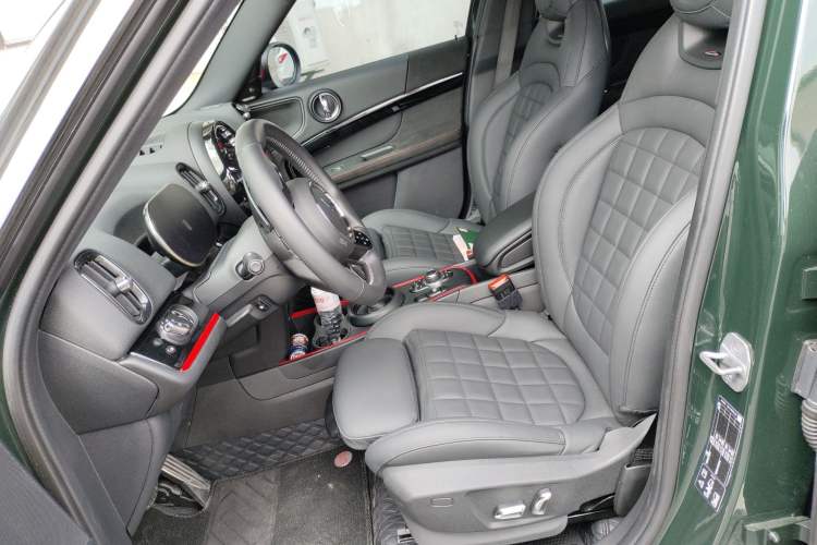 Used MINI JCM COUNTRYMAN 2022 2.0T JOHN COOPER WORKS ALL-IN Left Front Seat