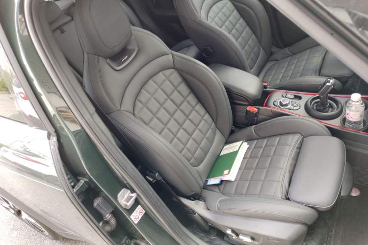 Used MINI JCM COUNTRYMAN 2022 2.0T JOHN COOPER WORKS ALL-IN Right Front Seat