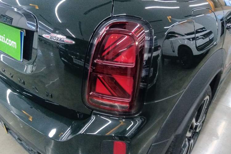 Used MINI JCM COUNTRYMAN 2022 2.0T JOHN COOPER WORKS ALL-IN Right Rear Taillight
