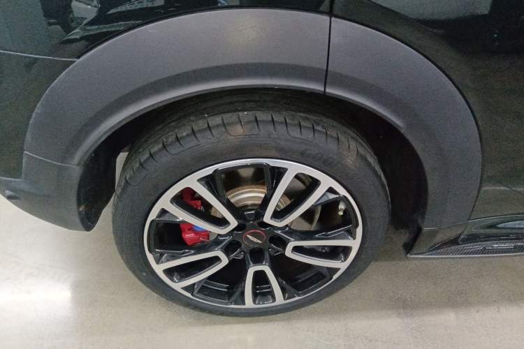 Used MINI JCM COUNTRYMAN 2022 2.0T JOHN COOPER WORKS ALL-IN Right Rear Wheel Hub
