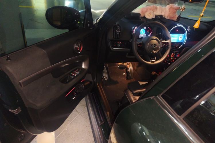 Used MINI JCM COUNTRYMAN 2023 Refresh 2.0T JOHN COOPER WORKS Driver Seat