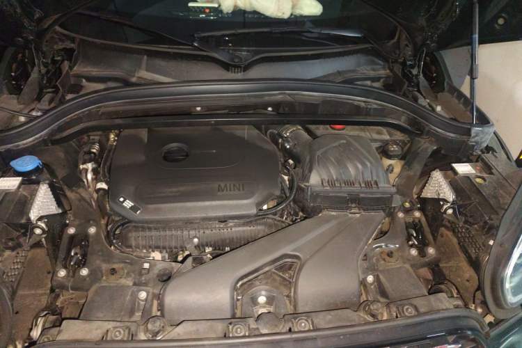 Used MINI JCM COUNTRYMAN 2023 Refresh 2.0T JOHN COOPER WORKS Engine Bay