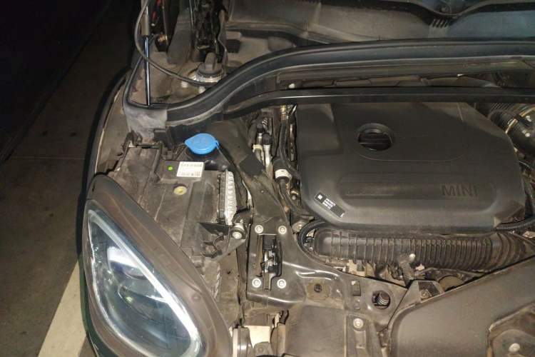 Used MINI JCM COUNTRYMAN 2023 Refresh 2.0T JOHN COOPER WORKS Engine Bay Right