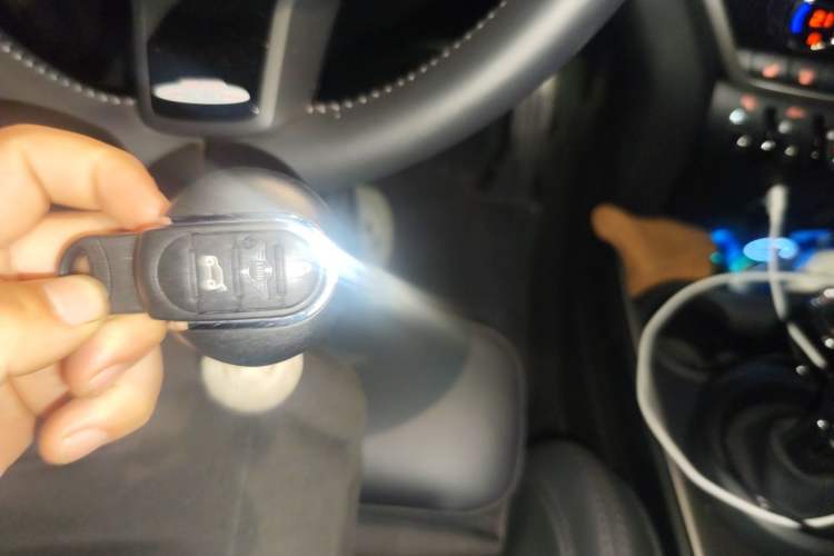 Used MINI JCM COUNTRYMAN 2023 Refresh 2.0T JOHN COOPER WORKS Vehicle Key