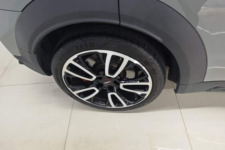 Used MINI JCM COUNTRYMAN 2023 2.0T JOHN COOPER WORKS Right Rear Wheel Hub