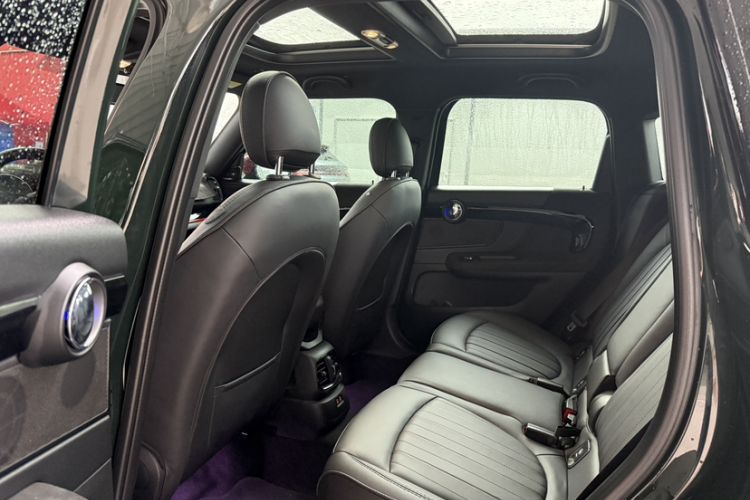 Used MINI JCM COUNTRYMAN 2023 Refresh 2.0T JOHN COOPER WORKS Interior 2