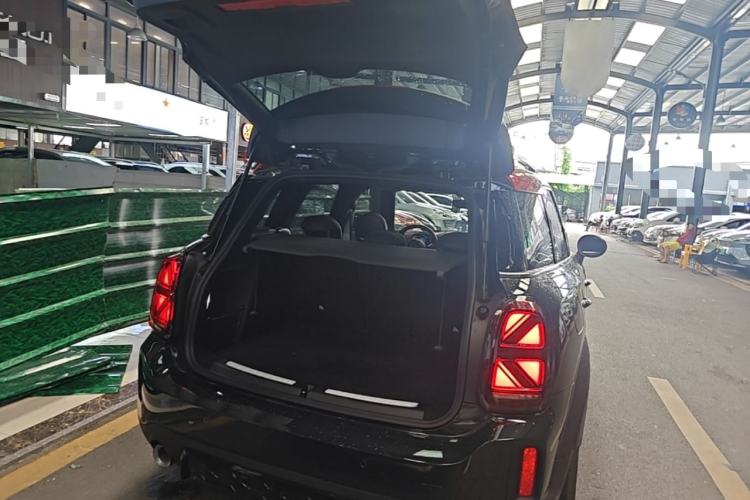 Used MINI JCM COUNTRYMAN 2023 Refresh 2.0T JOHN COOPER WORKS Trunk