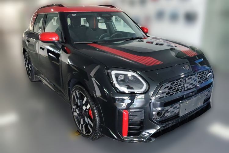 Used MINI JCM COUNTRYMAN 2024 2.0T JOHN COOPER WORKS Front Right 45 Deg