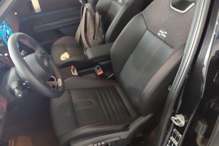 Used MINI JCM COUNTRYMAN 2024 2.0T JOHN COOPER WORKS Left Front Seat