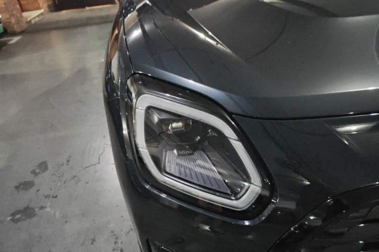 Used MINI JCM COUNTRYMAN 2024 2.0T JOHN COOPER WORKS Right Front Headlight