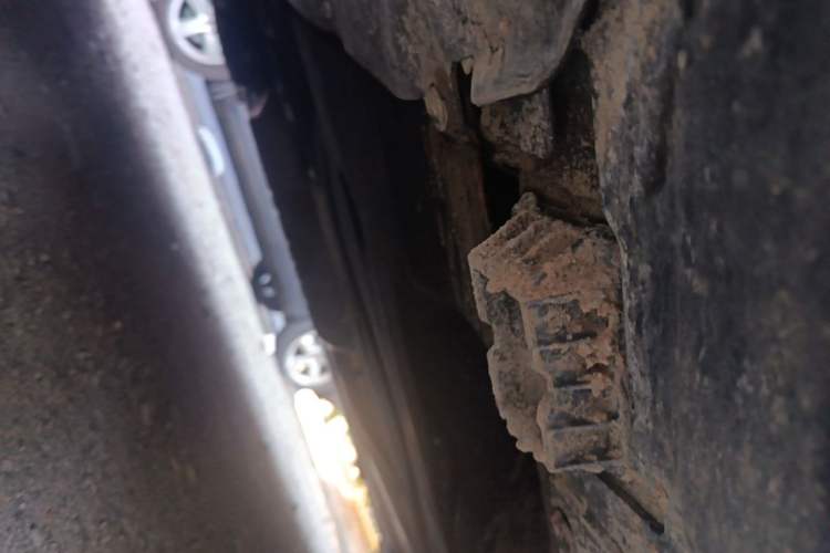 Used MINI JCM COUNTRYMAN  Chassis Front Left