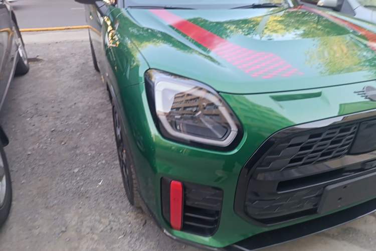 Used MINI JCM COUNTRYMAN  Right Front Headlight