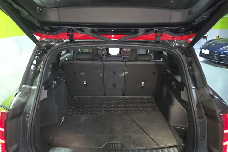 Used MINI JCM COUNTRYMAN 2024 2.0T JOHN COOPER WORKS Trunk