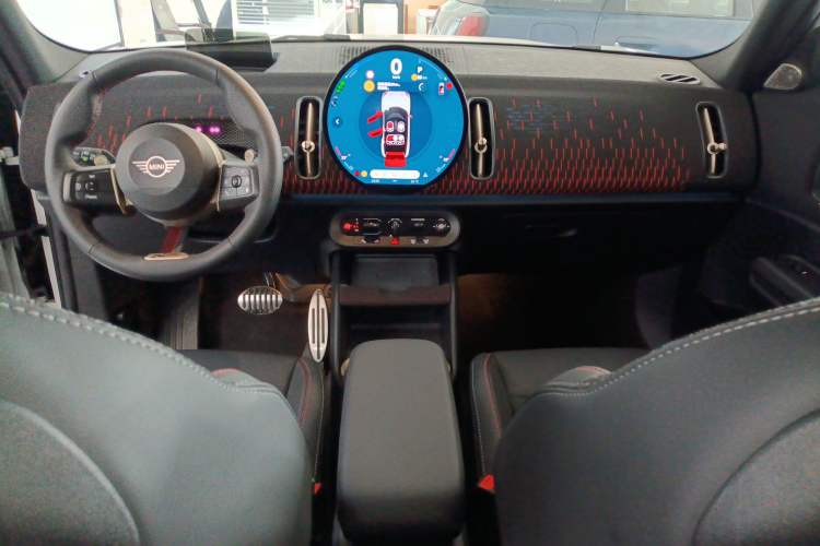 Used MINI JCM COUNTRYMAN 2024 2.0T JOHN COOPER WORKS Center Console