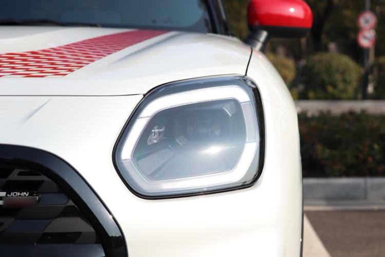 Used MINI JCM COUNTRYMAN 2024 2.0T JOHN COOPER WORKS Exterior 6